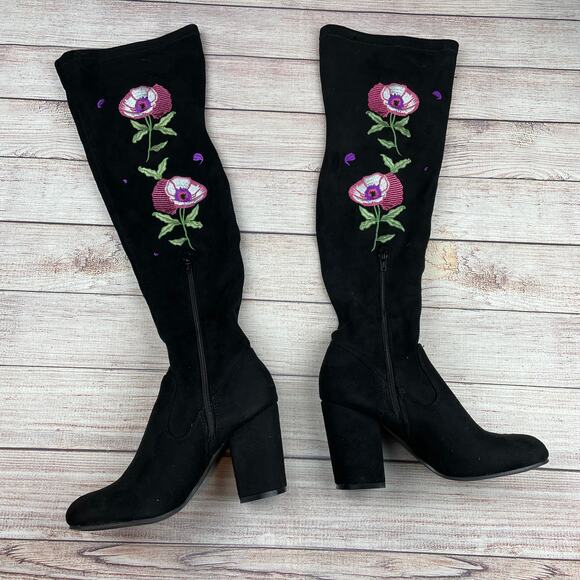 Carlos Santana Black Embroidered Floral Boots sz 7.5 - Picture 3 of 6